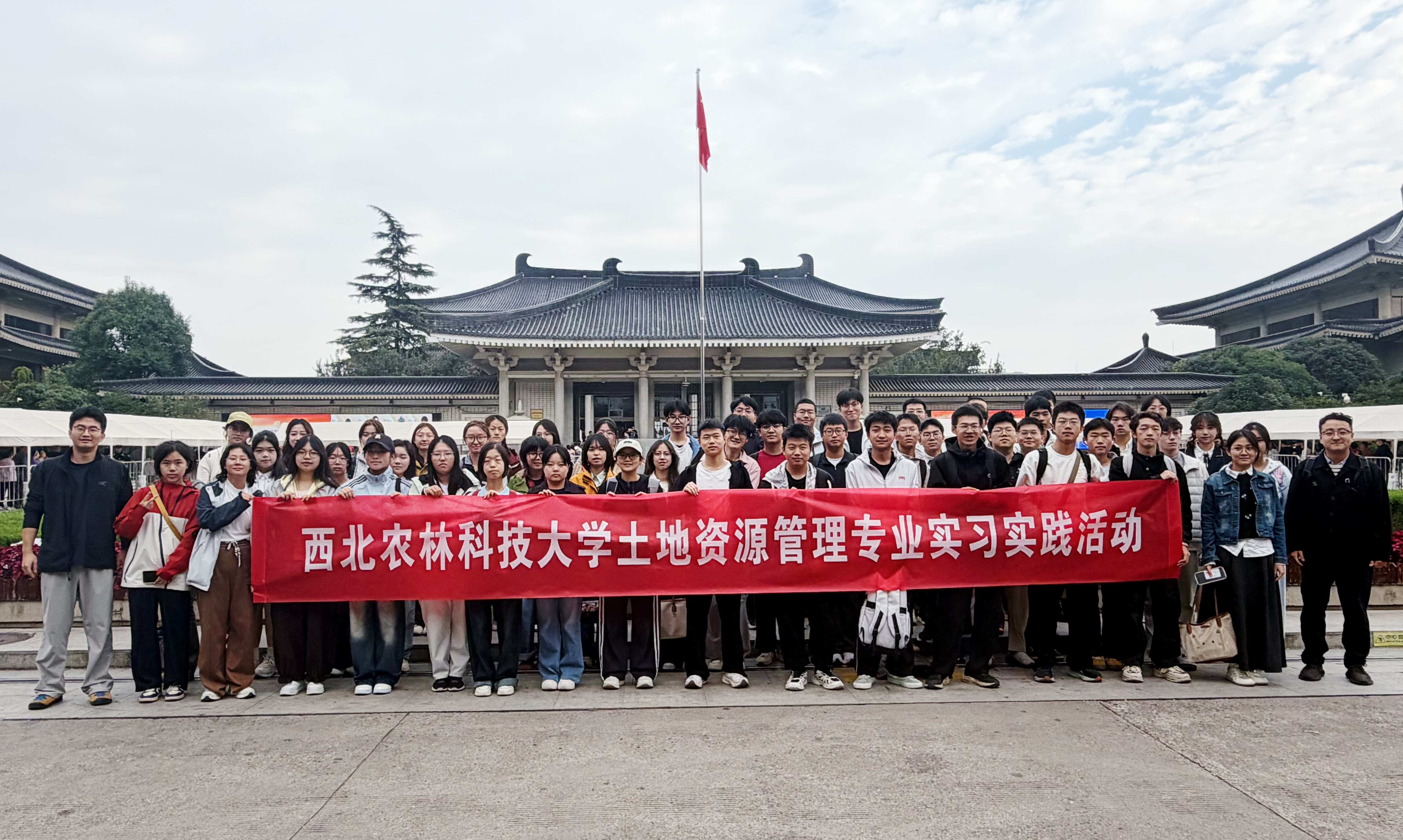 d32f57de946598373ab341258a1ff886(1).jpg
